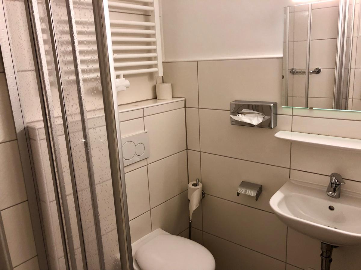 City Hotel Пфорцхайм Номер фото